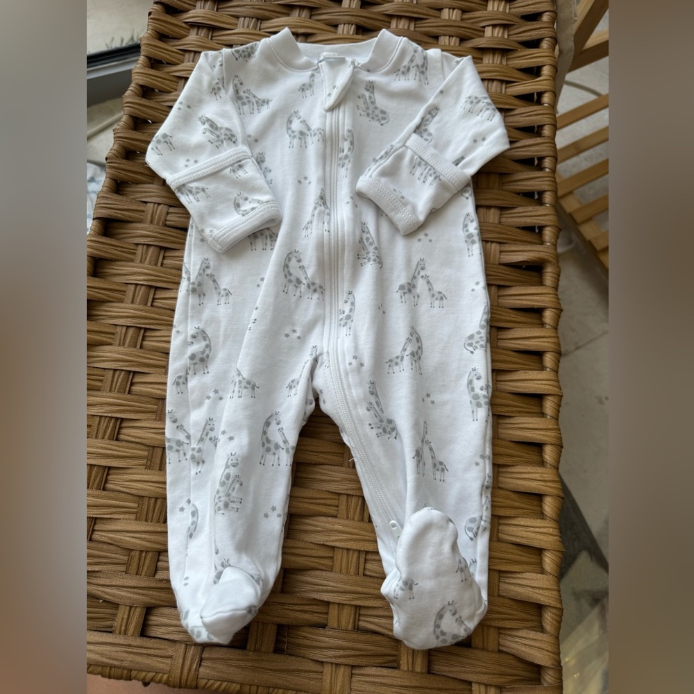 Kissy Kissy White Giraffe Print Kids One Piece